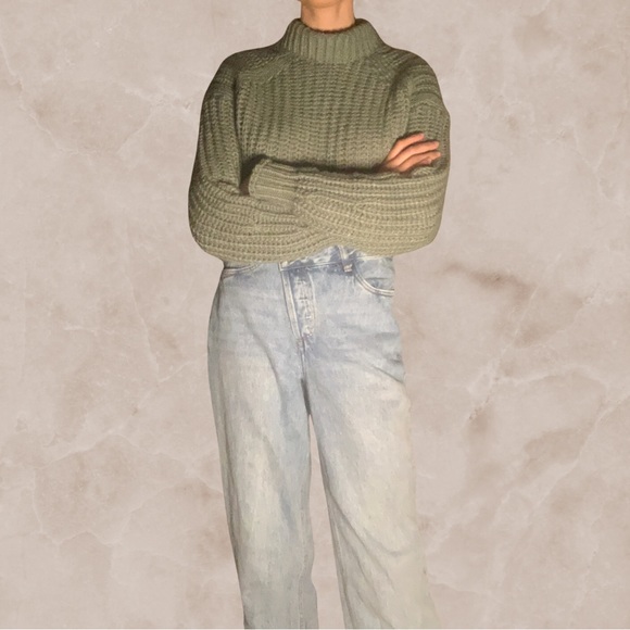 H&M Knit Sweater - Picture 1 of 3